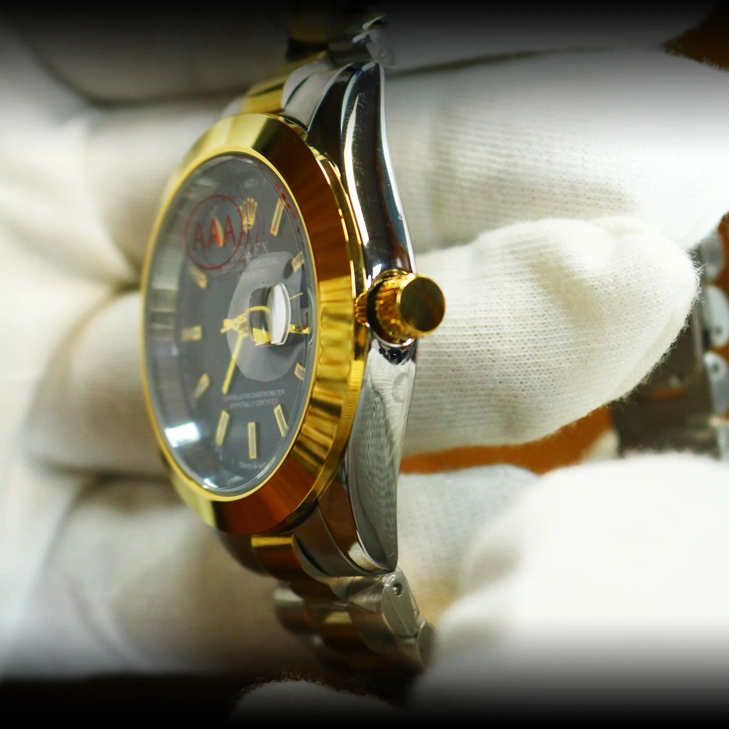 Precision quartz movement side profile
