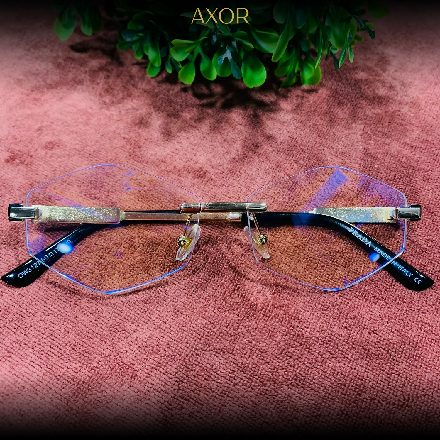 Prime Rimless front view rimless minimal gold frame