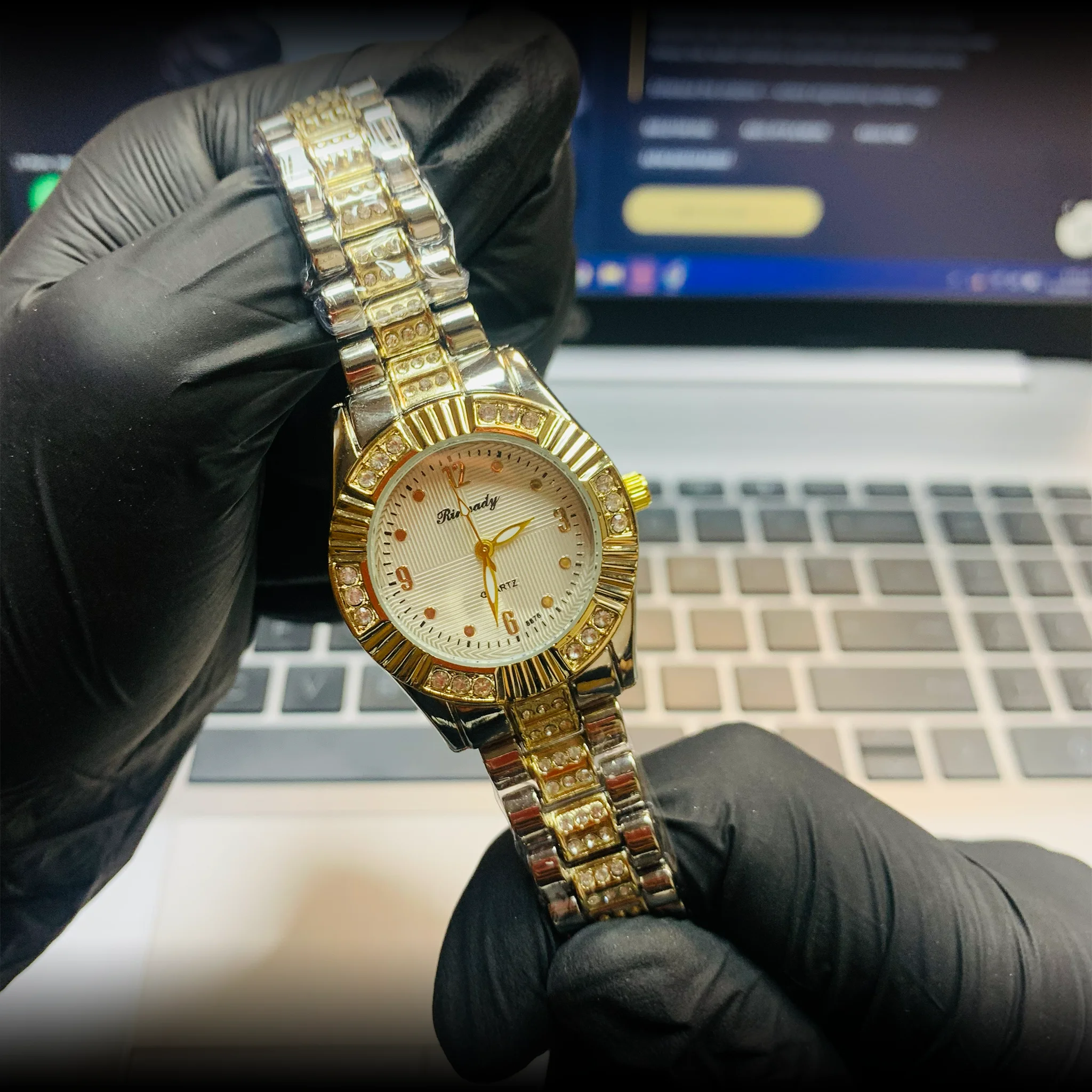 Barrel Dial with Rhinestones