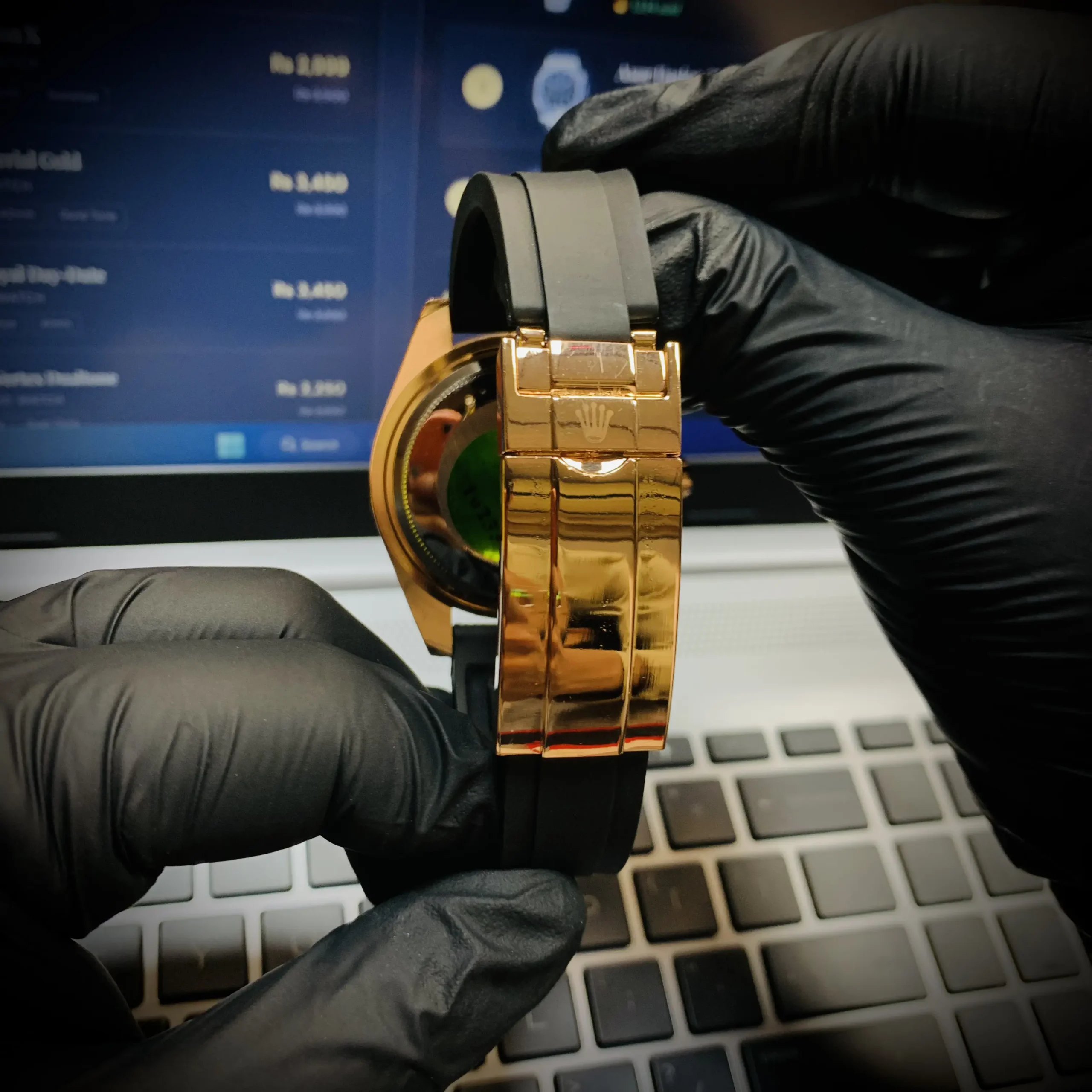 Exhibition Caseback
